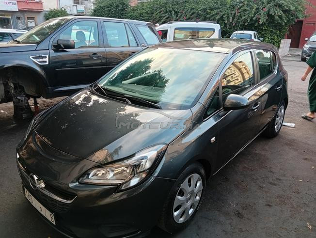 voiture très neuf 
