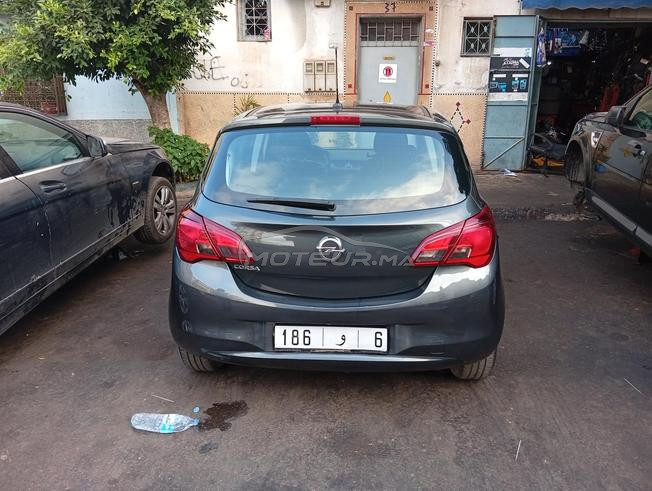 voiture très neuf 