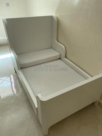 Lit enfant extensible IKEA Busunge et matelas - 2