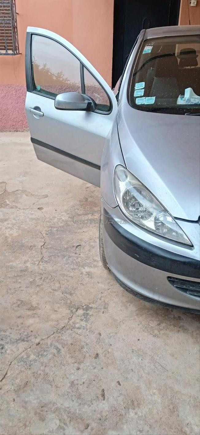 Avendre Peugeot 307 hdi mod 2005