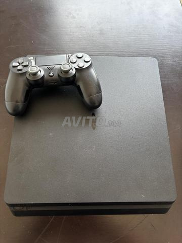PS4 Slim 1TB jamais ouverte avec 1 manette - 2