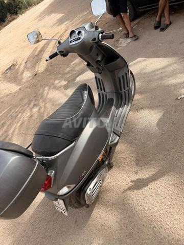 Scooter Vespa 49 cc - 2