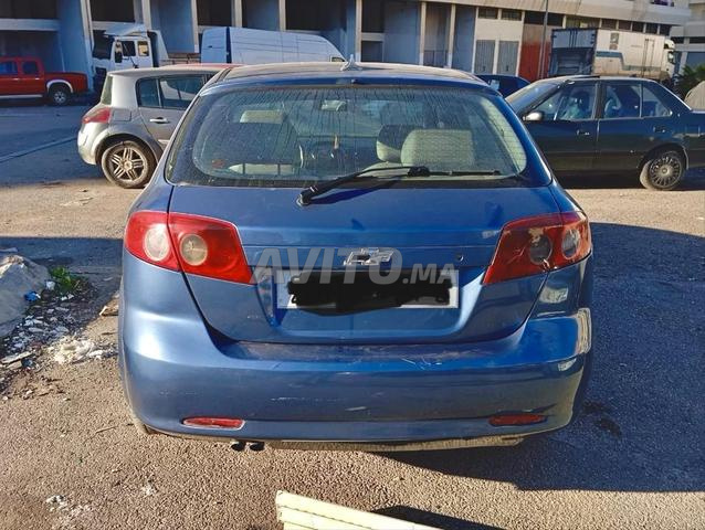 Chevrolet Optra 2005 | Spacieuse & Propre - 2