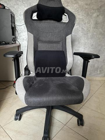 Chaise gaming en très bon état - 2