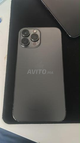 Téléphone iPhone 13 Pro Max 512 G 77% et bonne négociation possible