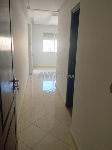 Bureau 94m2 près rond point alyasir - 2