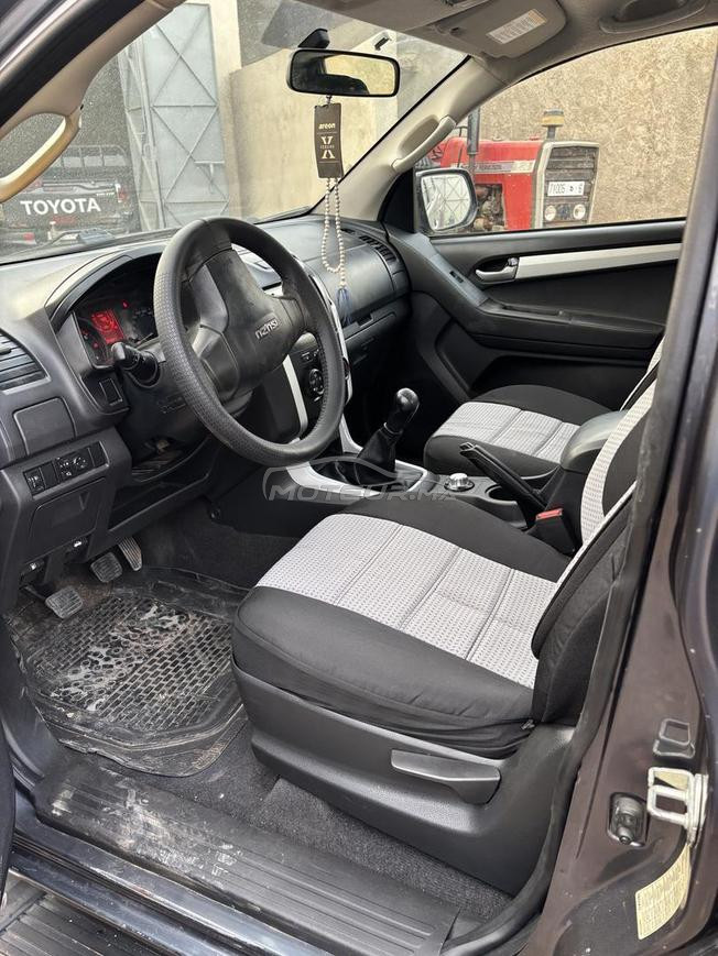 isuzu dmax en bon etat