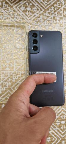 Téléphone Samsung S21 5G 128Go comme neuf - 2