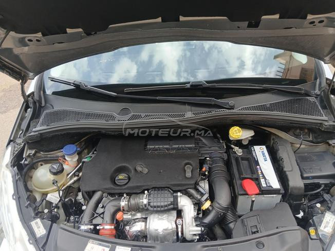 peugeut 208