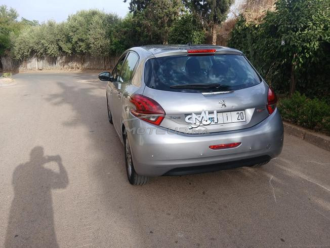 peugeut 208