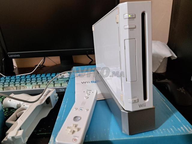 Nintendo Wii complète avec deux jeux - 2