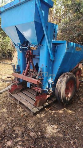 Machines de plantation de pommes de terre 2 lignes
