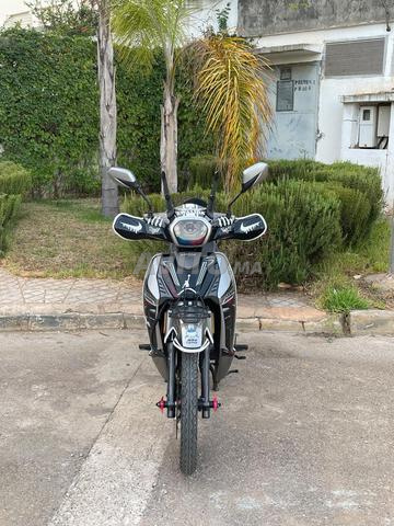 Moto neuve C49, bienvenue à ceux qui sont intéressés - 2