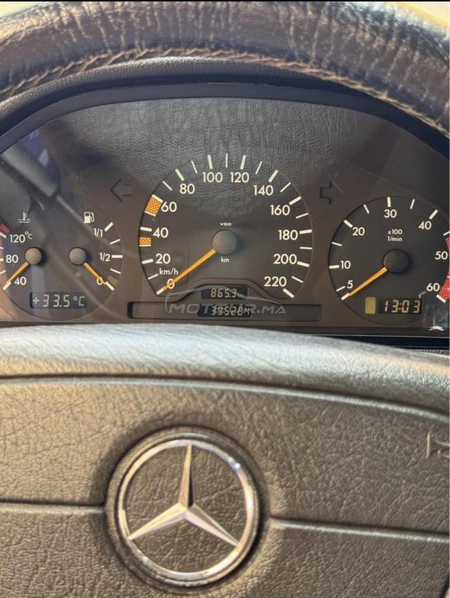 Mercedes classe c 220 CDI modele 1999 diwana 2011