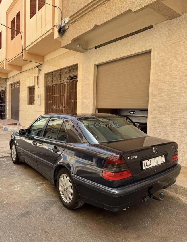 Mercedes classe c 220 CDI modele 1999 diwana 2011