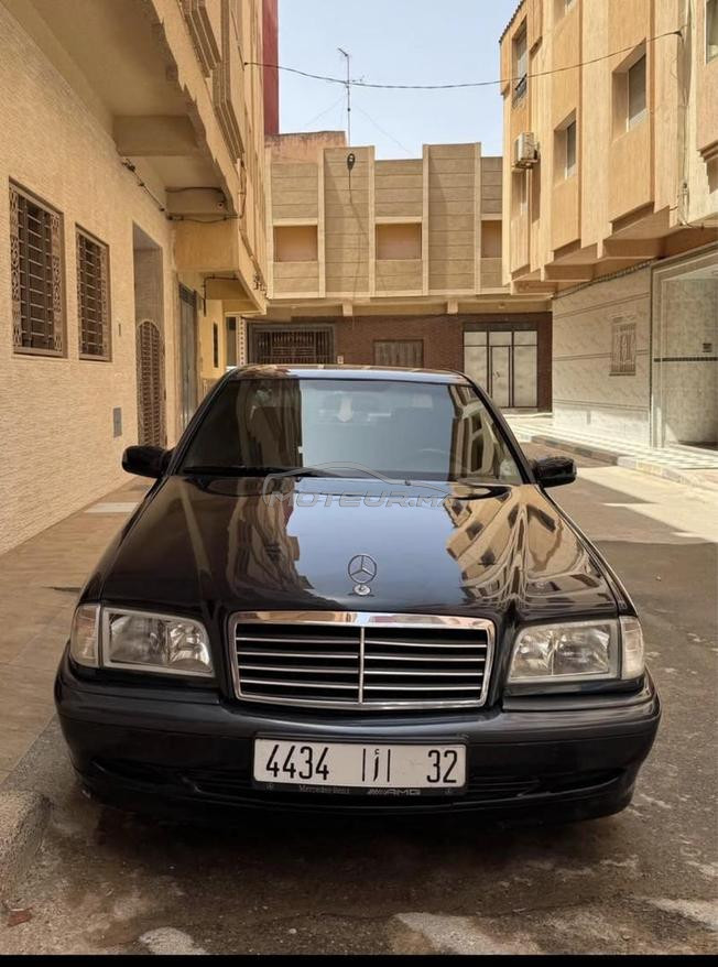 Mercedes classe c 220 CDI modele 1999 diwana 2011