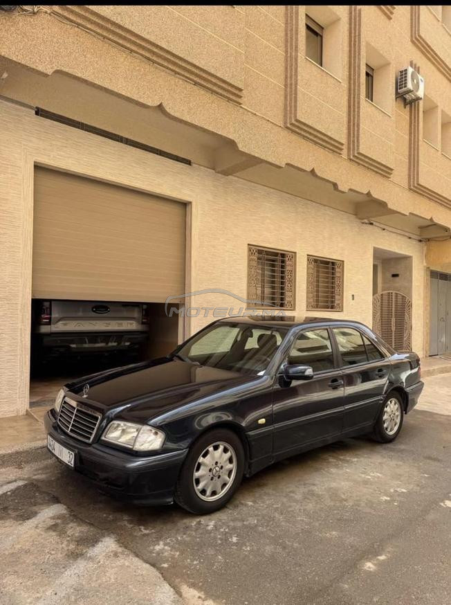 Mercedes classe c 220 CDI modele 1999 diwana 2011