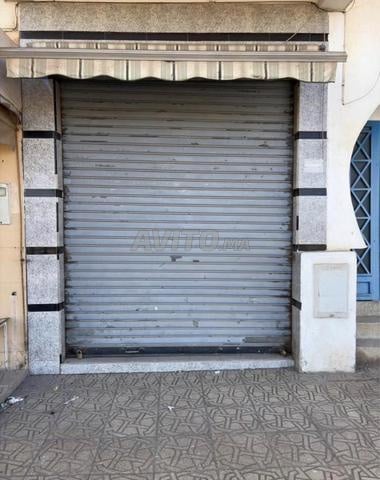 4 garages à vendre à Nador, titre magasin