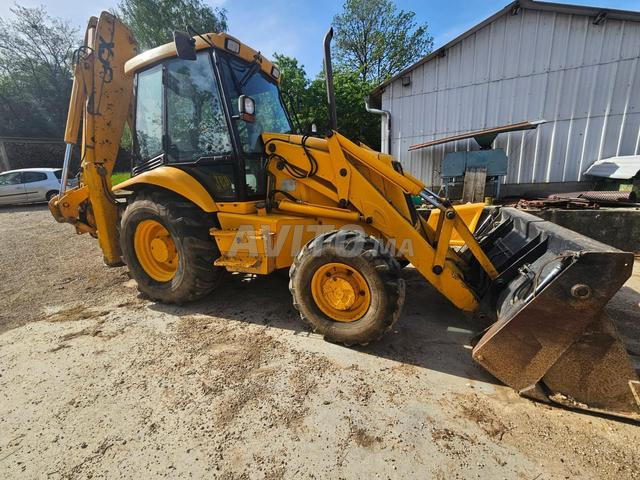 Tractopelle JCB 3CX