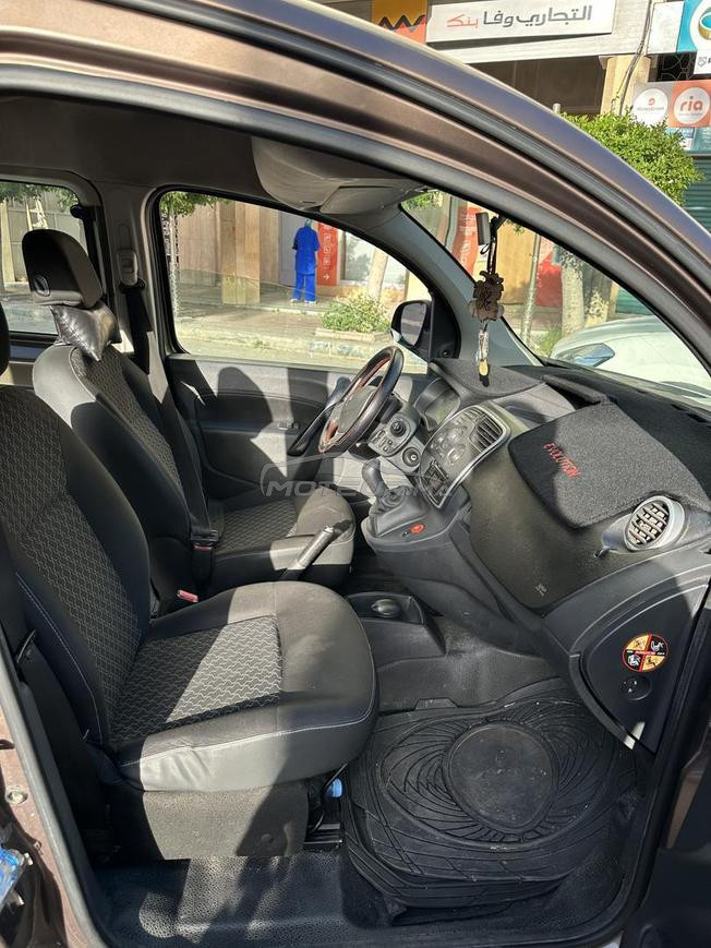 kangoo a vendre trés bon