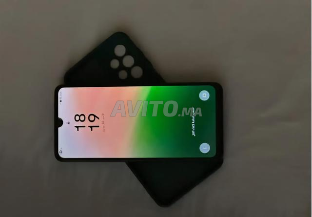 Samsung A33 5G 128Go 6Go RAM négociable, encore bon état
