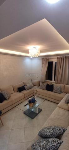 شقة للإيجار في أنزا الساحل - 2