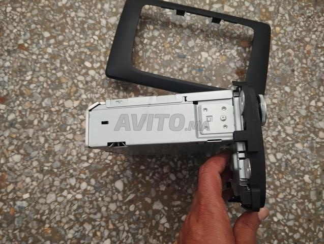 poste radio duster - 2