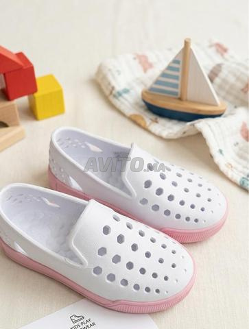 Chaussures enfants JOYBEES neuves Taille 29