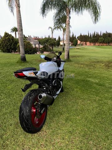 سوزوكي GSX-R - 2