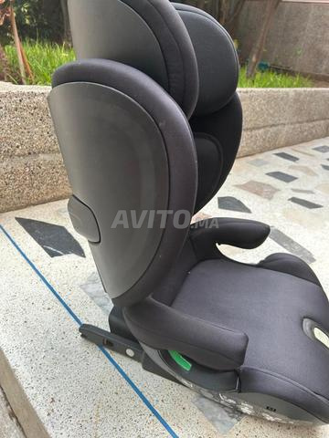 Siège auto pour enfant - 2