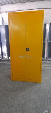 Armoire métallique solide usine
