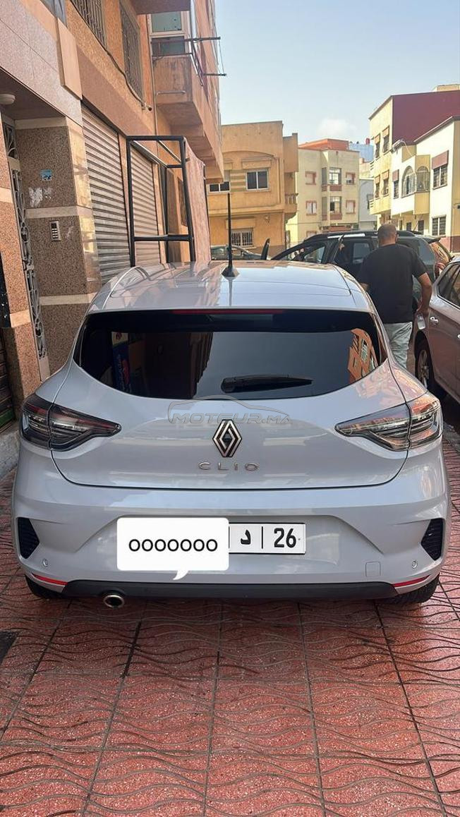 clio 5 model 2025