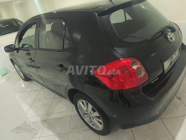 Toyota Auris essence - 2