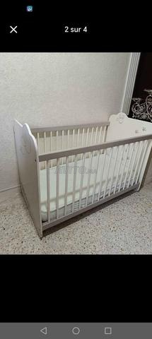 Lit pour bébé avec matelas - 2