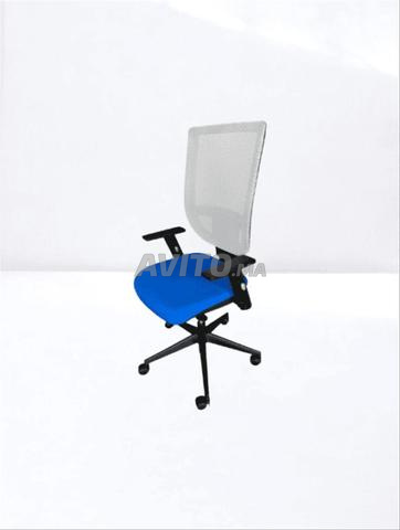 Chaise bureau Tertio Sokoa dossier résille bleu - 2