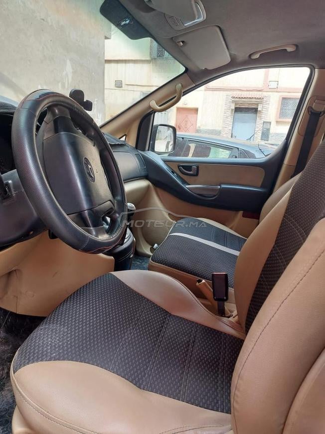 السيارة هيونداي h1