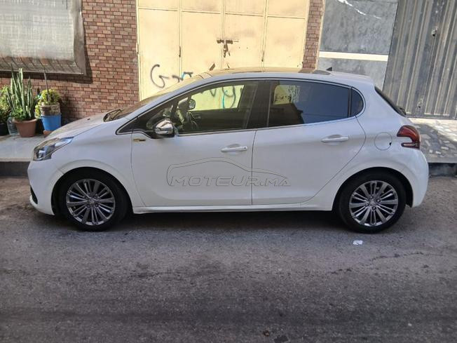 Peugeot 208  2017 à Casablanca