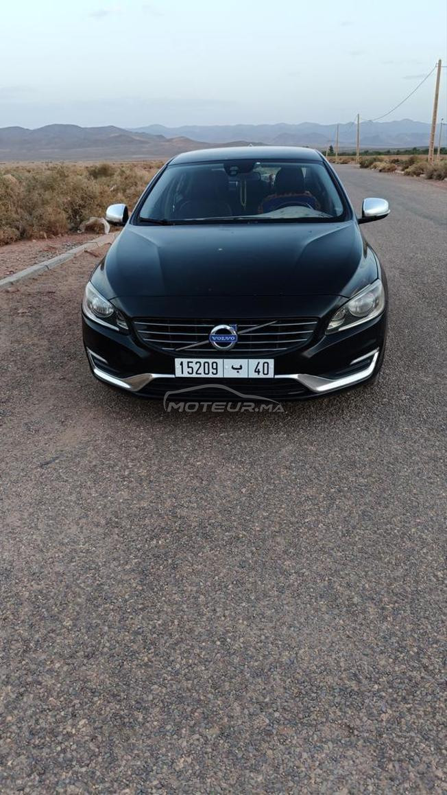Volvo s60 6cv modèle 2014 tou