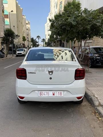 داشيا لوجان 2022 - 2