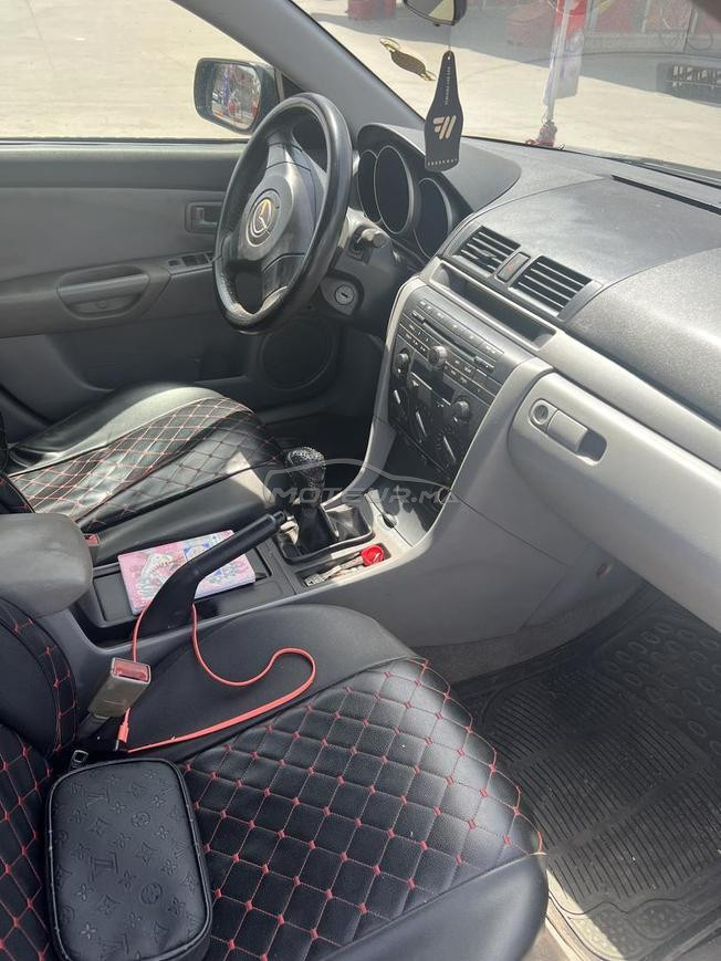 mazda 3 essence 