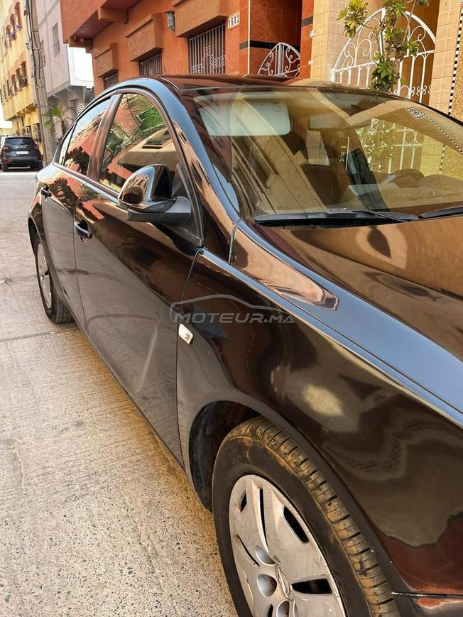 Opel Astra Essence Manuelle 2010 à Salé