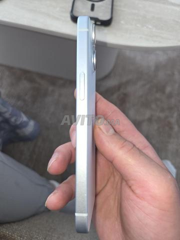 iPhone 15 - 2