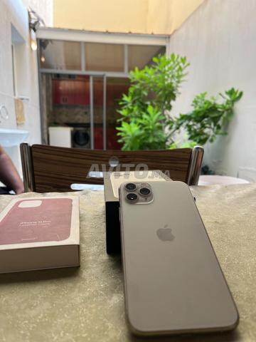 iPhone 11 Pro... État impeccable original - 2