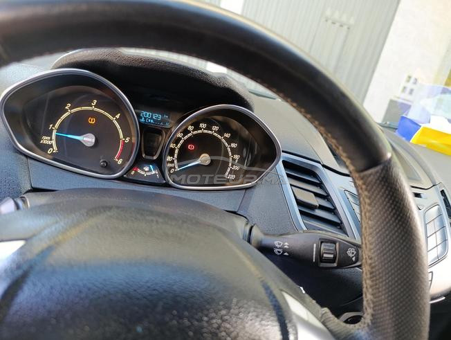 ford fiesta 2106
