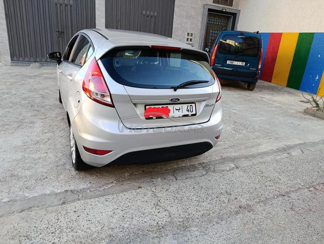 ford fiesta 2106