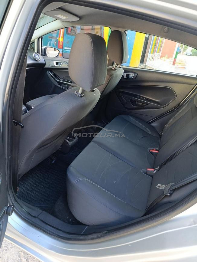 ford fiesta 2106