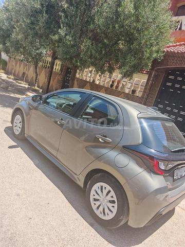 Toyota Yaris hybride automatique - 2