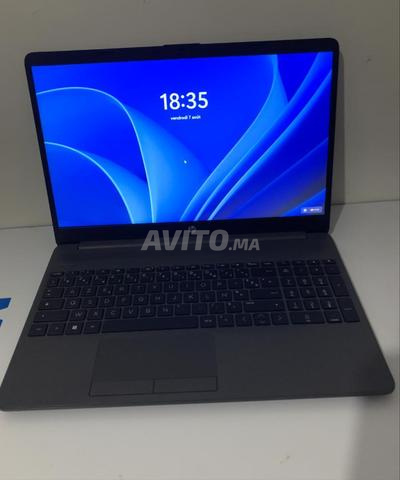 حاسوب HP 250 G9 بمعالج i3 من الجيل 12 وشاحن أصلي