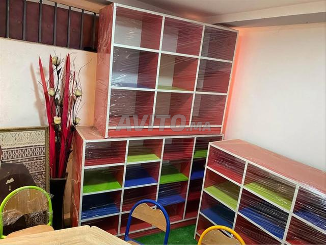 Mobilier Scolaire Tables/Chaises/tableau/banc/lit - 2