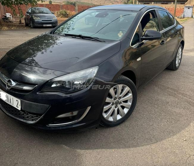 je mets vente ma voiture Opel Astra 2014
